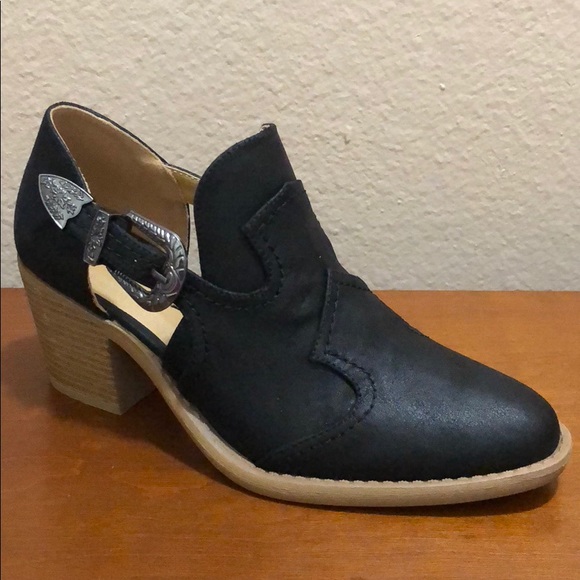 Bootie - Picture 2 of 8